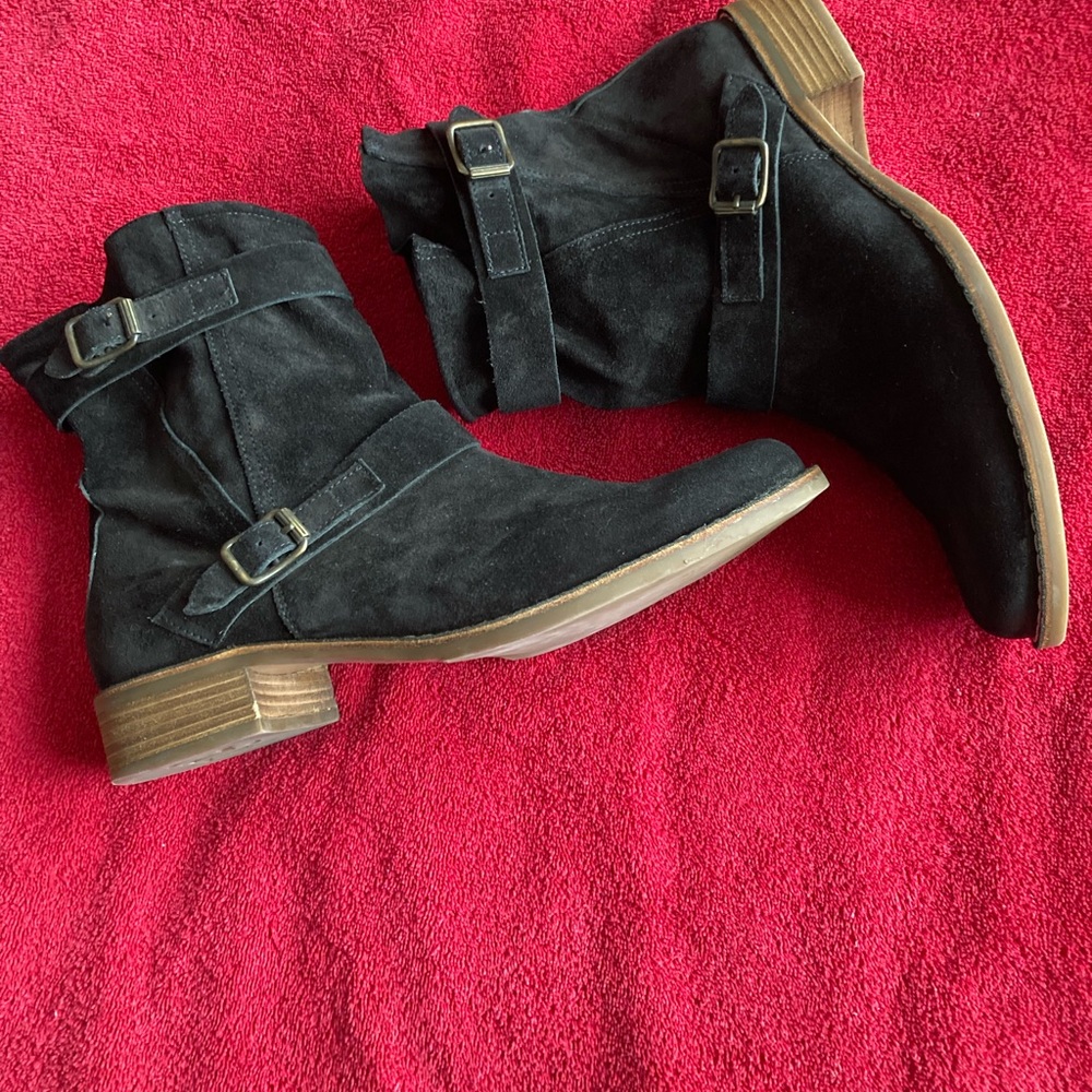 Paul Green black suede boots size 42